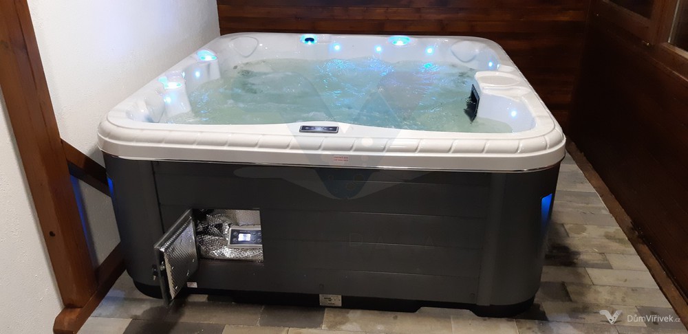 Vířivka Passion Spas R...